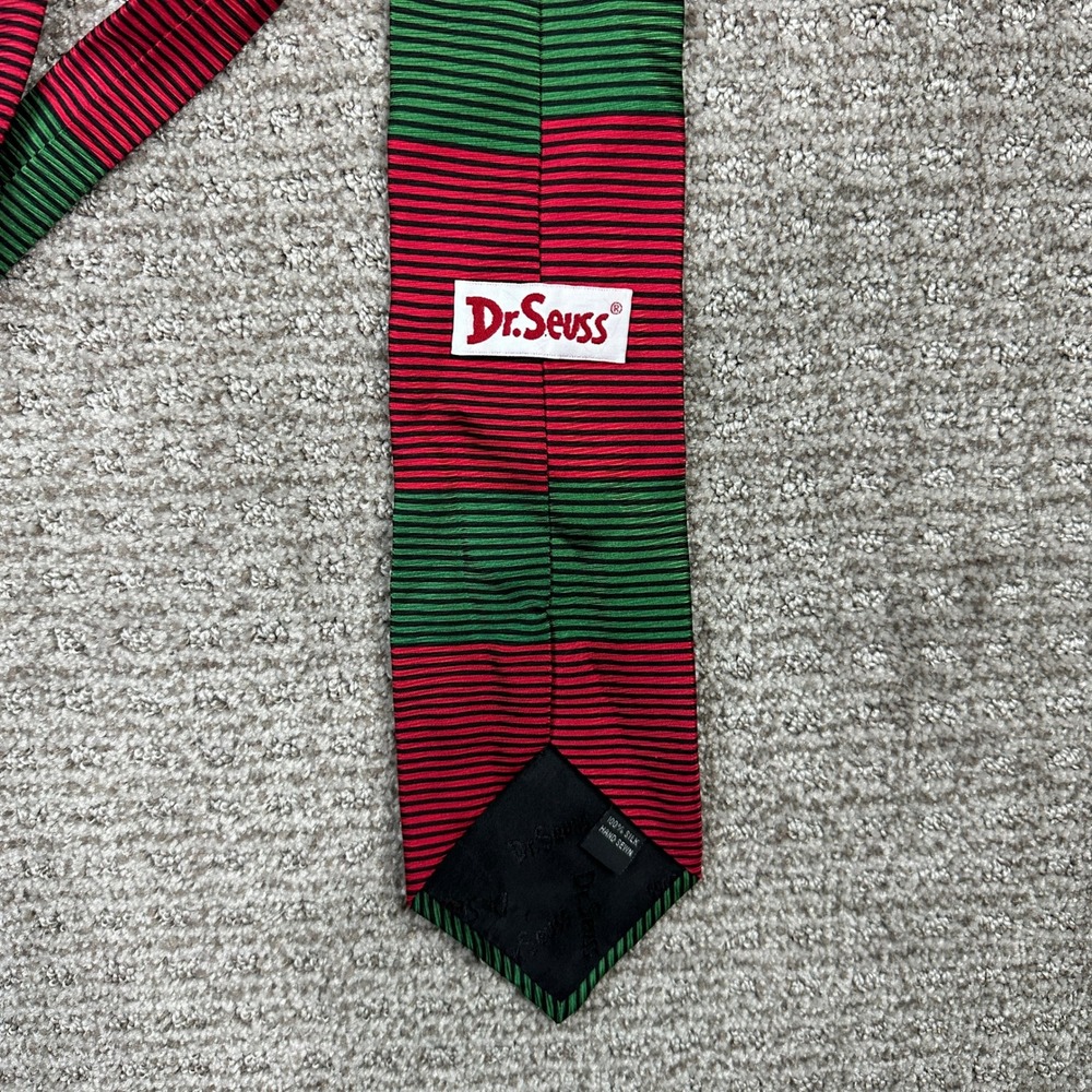 Dr. Seuss The Grinch Christmas Silk Tie Red Green Striped Holiday Necktie Max - Picture 2 of 7